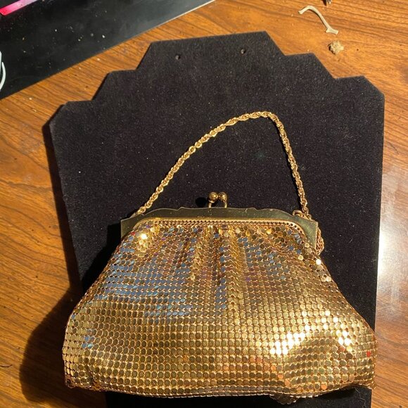 Holiday Glamour Gift Set: Whiting & Davis Purse, Misaki Pearls & Vintage Floral - Picture 3 of 7